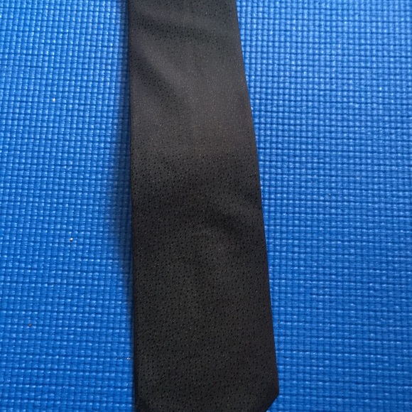Textured black tie - Picture 1 of 1